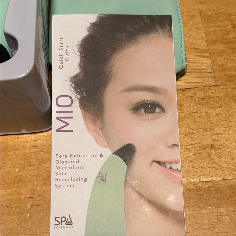 Spa Science Mint Microdermabrasion and Pore Extraction Tool